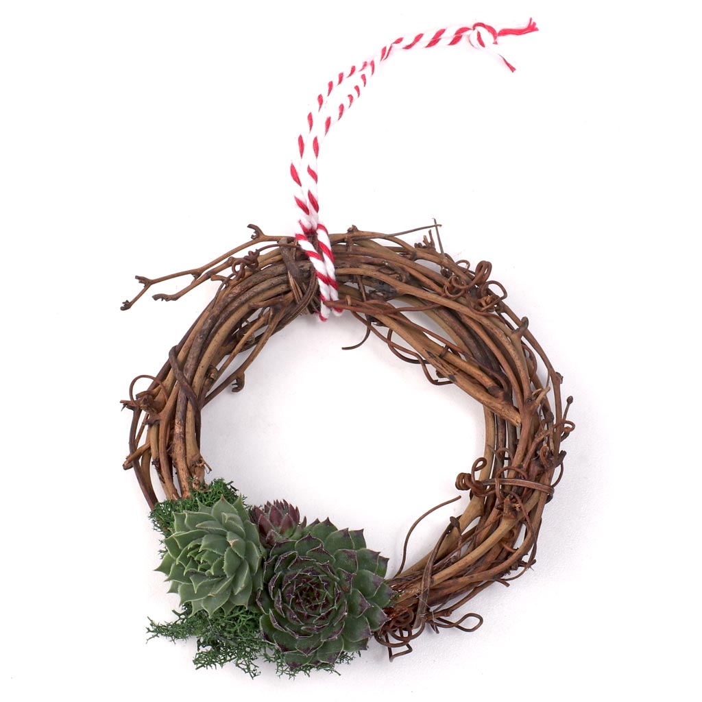 Are there 3 wreaths per order?